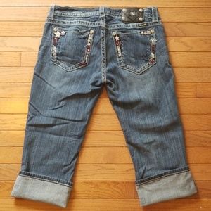 Miss Me Americana Cuffed Capri